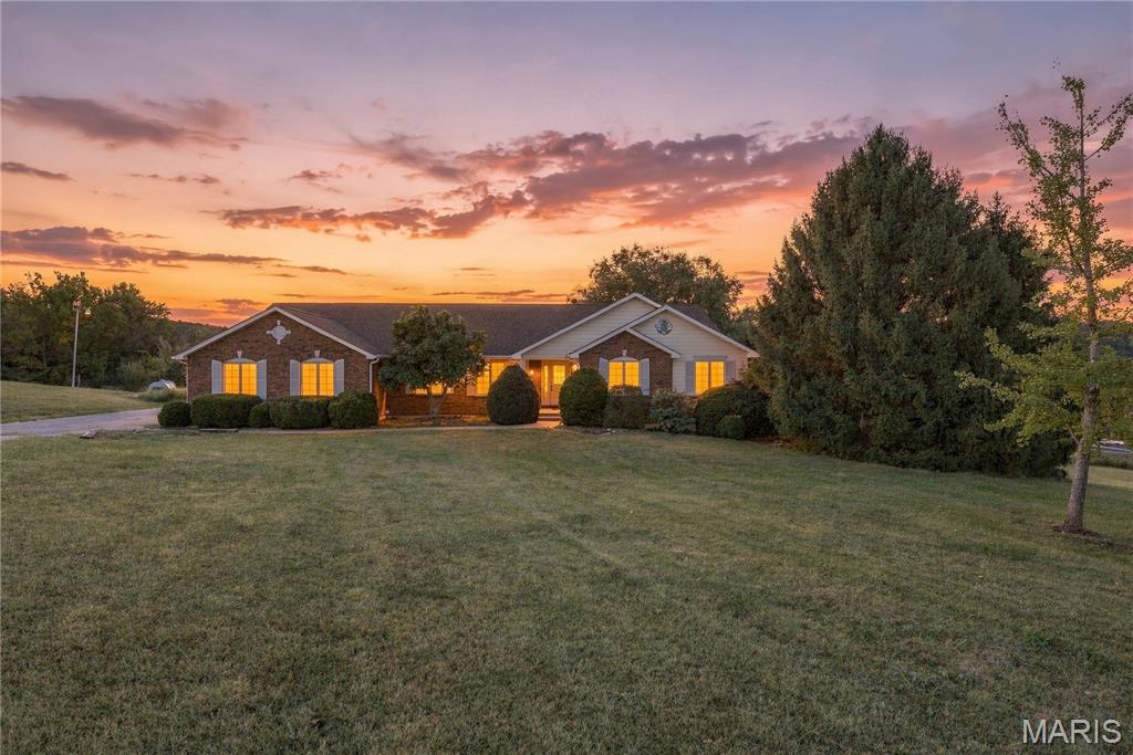 1409 Boone Valley Ridge Augusta Missouri 4 bedroom 4 bathroom home for sale listed at $650,000