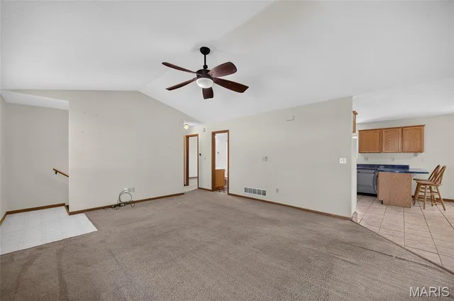 Kitchen — 22335 Target Road St Robert Missouri real estate