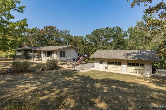 235 Eckardt Lane, Hillsboro MO