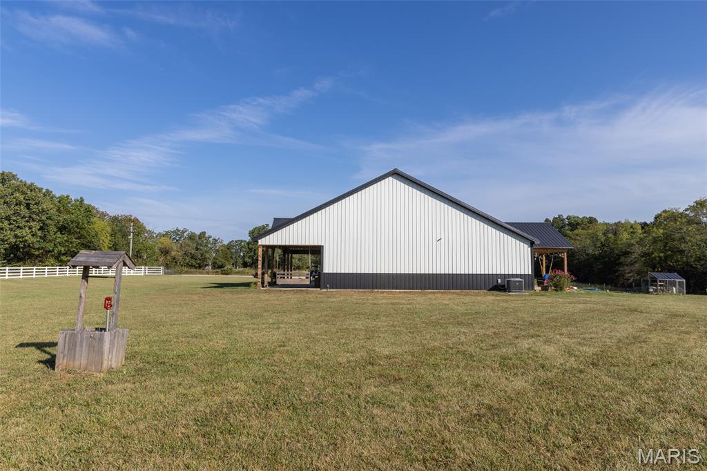 Photo 43