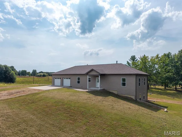 Kitchen — 5704 County Road 262 Auxvasse Missouri real estate