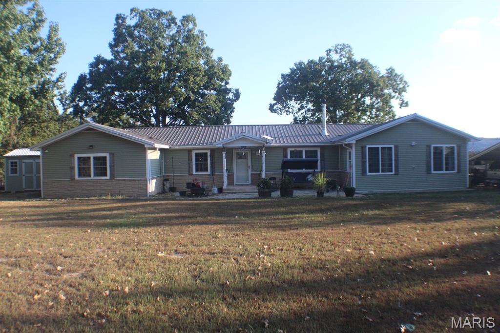 18400 County Road 7520 Newburg Missouri 4 bedroom 4 bathroom home for sale listed at $415,000
