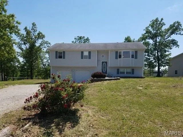 15370 Top Drive, St Robert MO