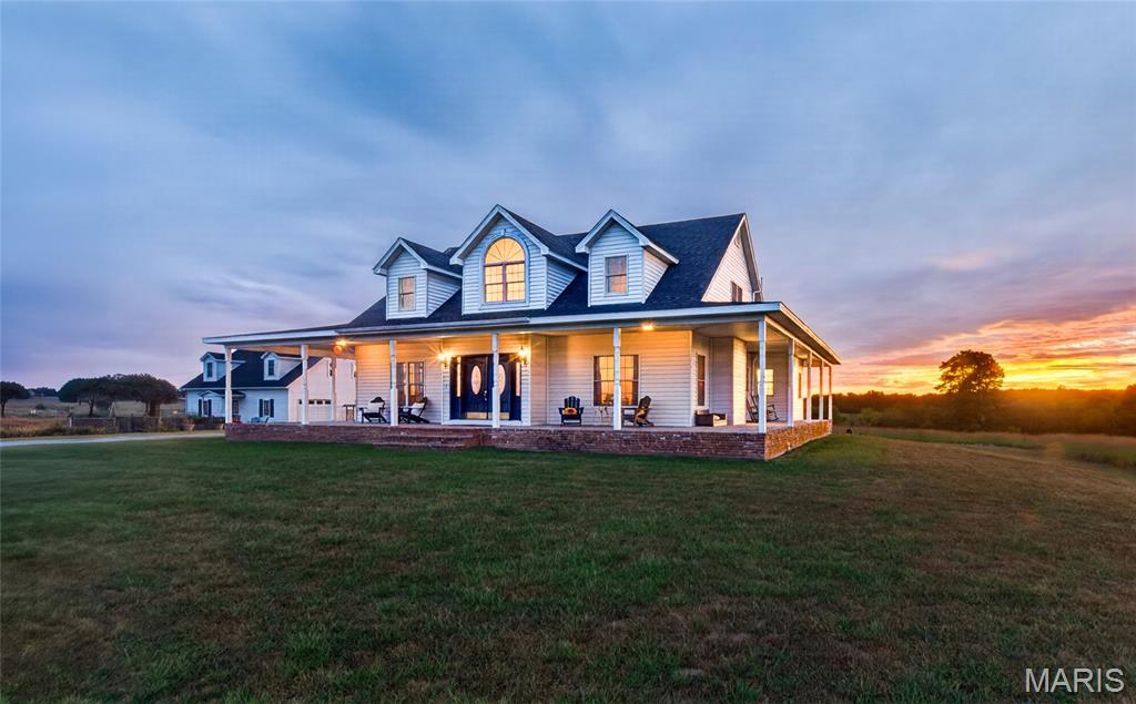 171 Private Lane 615 Salem Missouri 3 bedroom 3 bathroom home for sale listed at $615,000