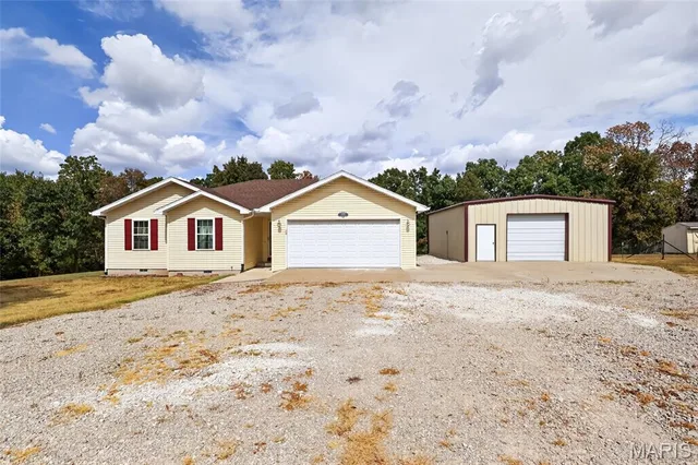 13587 Grouse Lane, Lebanon MO