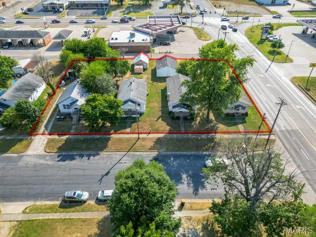 685 671 661 653 N Adams Avenue, Lebanon MO