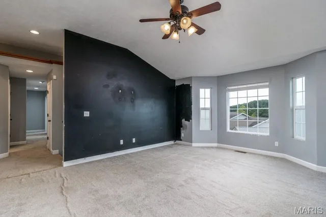 Primary bedroom — 20941 Hideaway Lane St Robert Missouri real estate