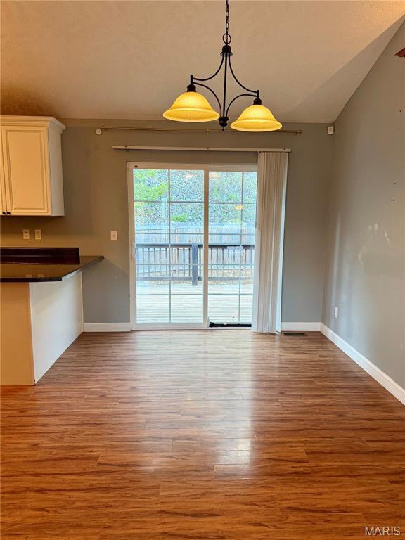 Primary bedroom — 20941 Hideaway Lane St Robert Missouri real estate