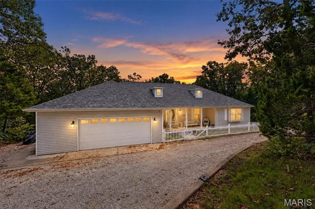 7326 Woods Road, Hillsboro MO