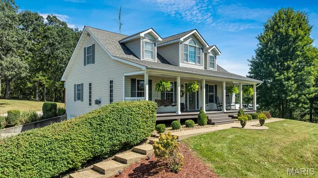 Front exterior — 2371 Highway 100 Hermann Missouri real estate