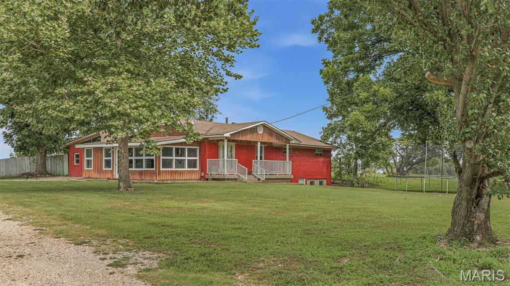 43789 County Road 111 Bernie Missouri 4 bedroom 3 bathroom home for sale listed at $235,000