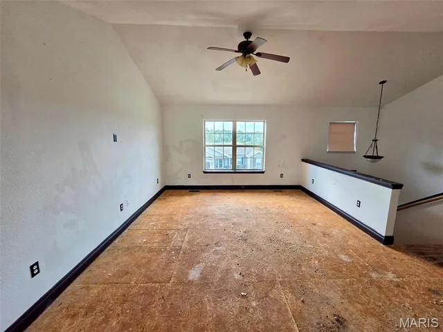 Living room — 19622 Ladera Road Waynesville Missouri real estate