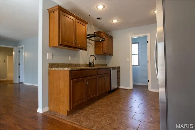 Kitchen — 14377 Daisy Drive Plato Missouri real estate