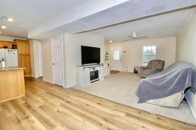 Primary bedroom — 21497 Risky Road Waynesville Missouri real estate