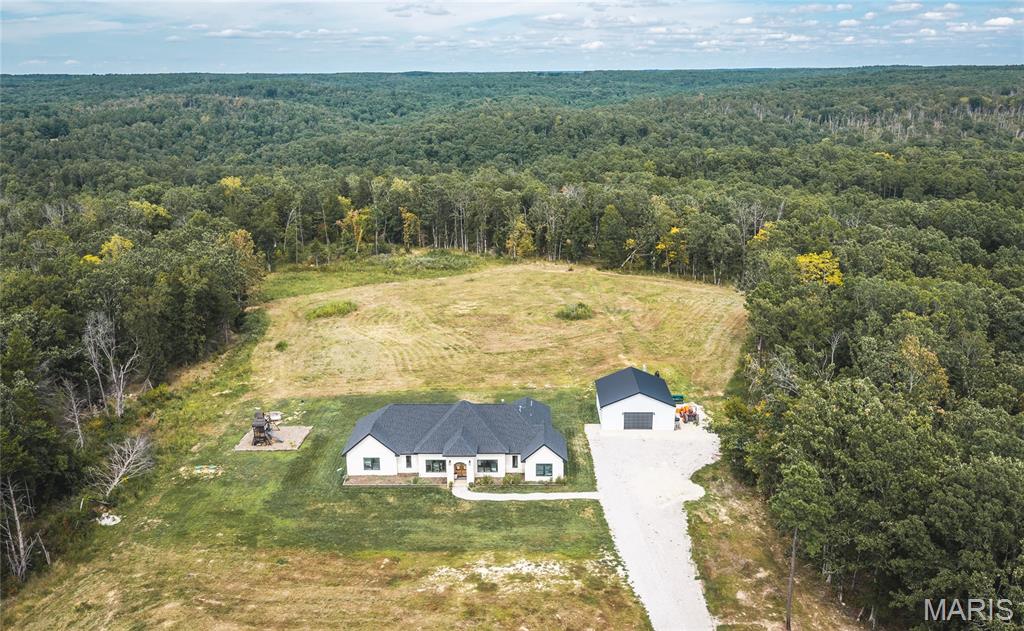 31665 County Road 6630 Beulah Missouri 4 bedroom 3 bathroom home for sale listed at $1,700,000