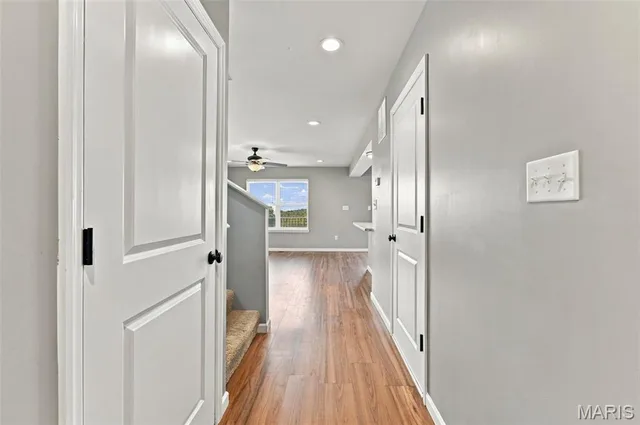Primary bedroom — 1015 Black Bear House Springs Missouri real estate