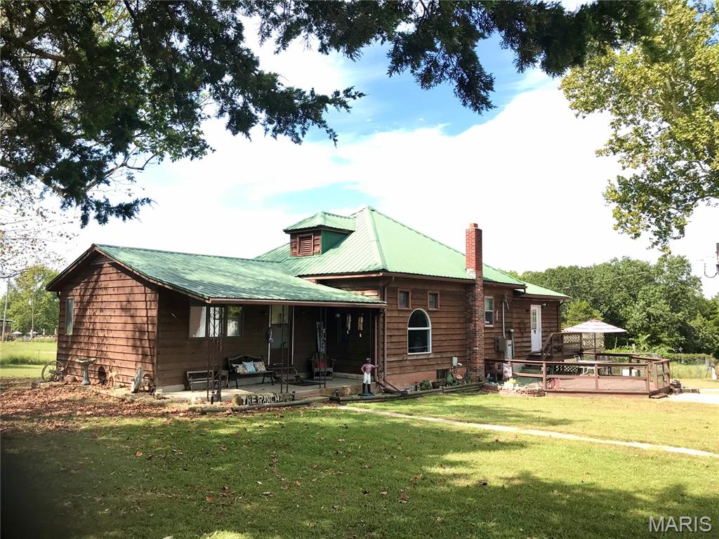 111 Highway U Steelville Missouri 3 bedroom 2 bathroom home for sale listed at $499,000