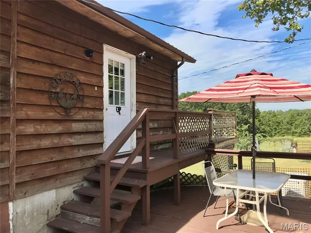 Kitchen — 111 Highway U Steelville Missouri real estate
