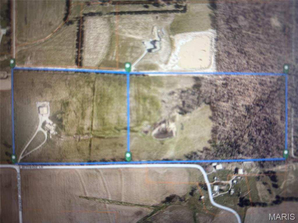 30+/- acres Becker Joerling Road Foristell Missouri home for sale listed at $960,000