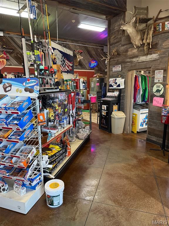 Living room — 500 Highway 28 Belle Missouri real estate