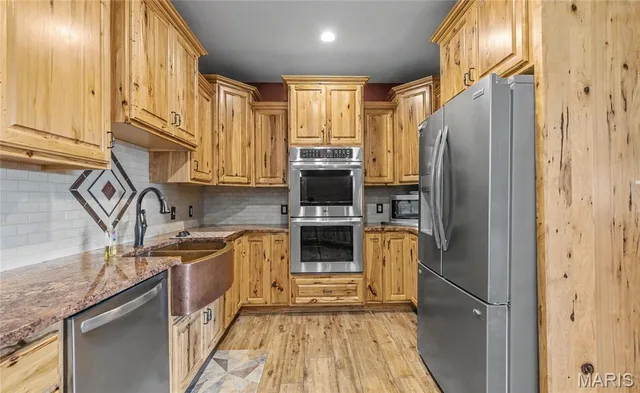 Kitchen — 1770 McDade Springs Road Cuba Missouri real estate