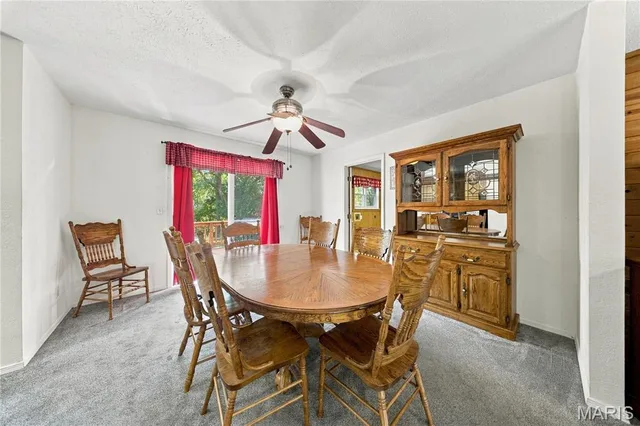 Kitchen — 300 Greentree Road Rolla Missouri real estate