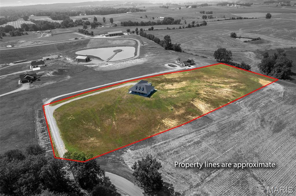 497 County Highway 241 Benton Missouri 3 bedroom 3 bathroom home for sale listed at $619,900