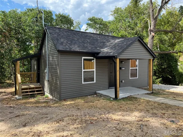 343 Hilton Street, Lebanon MO