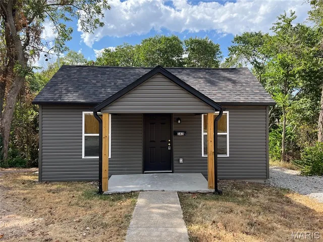 Front exterior — 343 Hilton Street Lebanon Missouri real estate