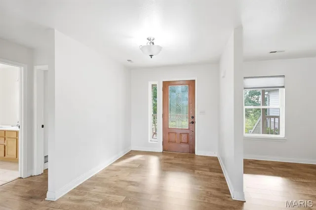 Primary bedroom — 12201 S Clinkenbeard Road Ashland Missouri real estate