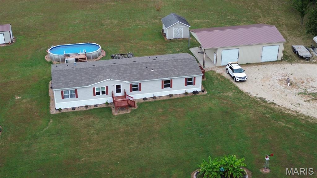 20499 Township Line Road Warrenton Missouri 5 bedroom 3 bathroom home for sale listed at $400,000