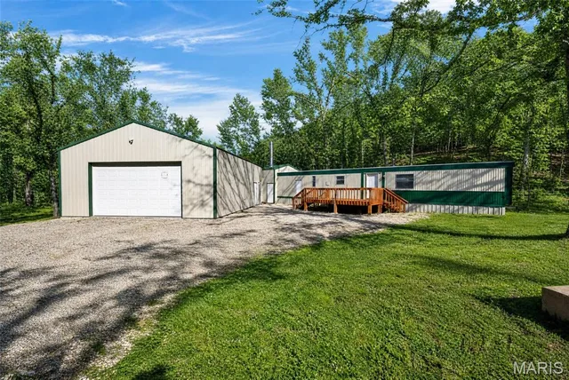 25190 McDonald Drive, Lebanon MO
