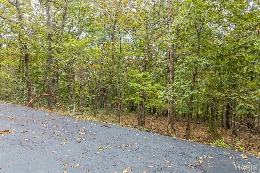 XX Champion Court Sunrise Beach Missouri home for sale listed at $24,500