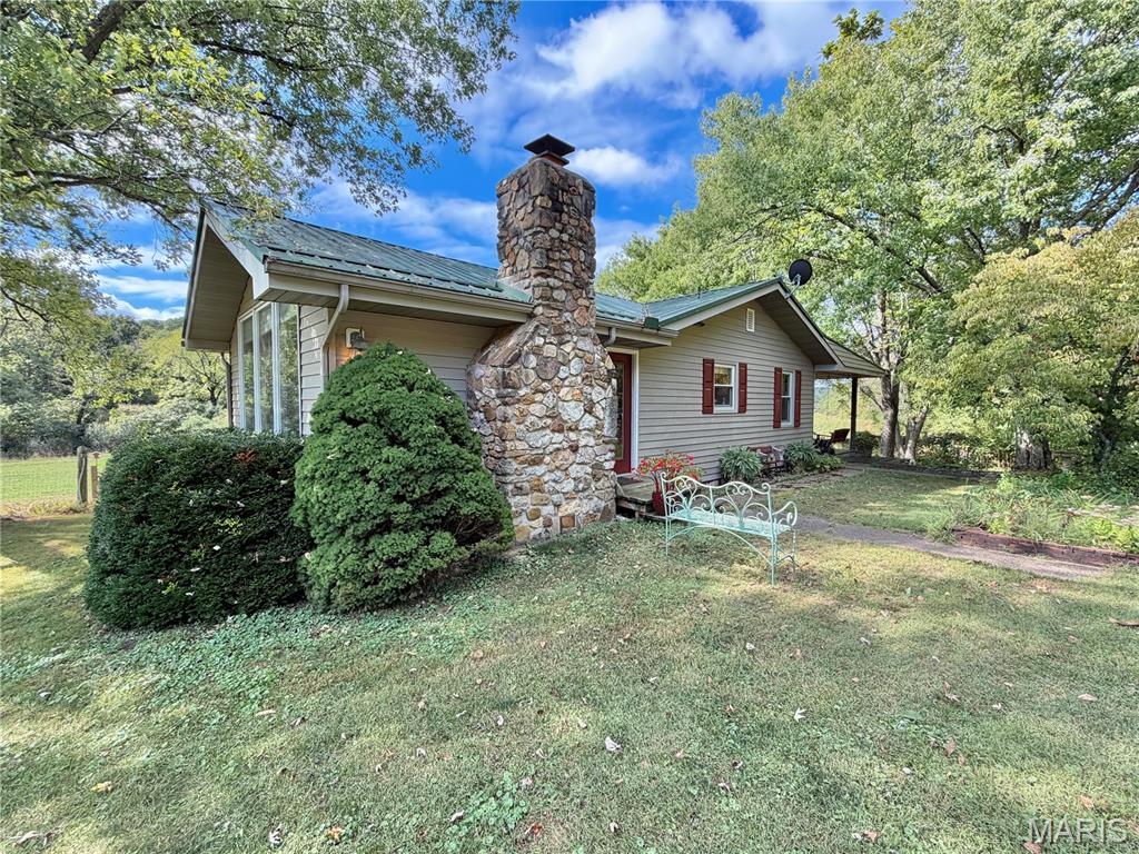 625 County Road 4055 Salem Missouri 2 bedroom 2 bathroom home for sale listed at $1,500,000