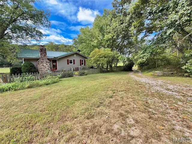 Front exterior — 625 County Road 4055 Salem Missouri real estate