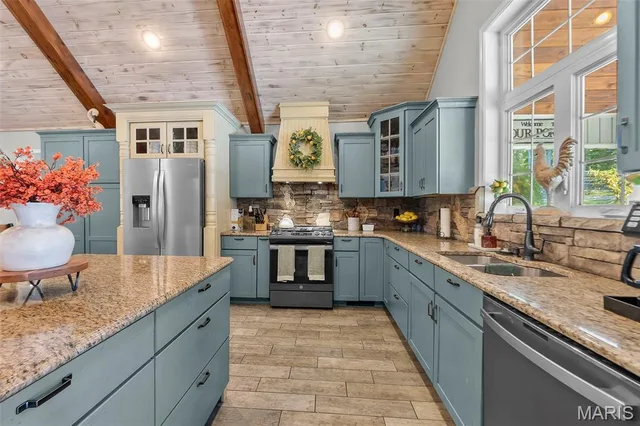 Kitchen — 12810 State Highway 34 Glen Allen Missouri real estate