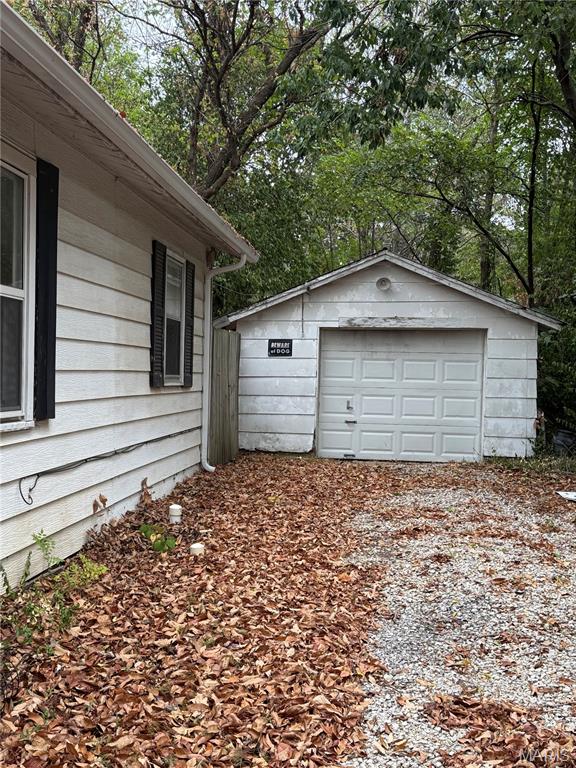 Front exterior — 445 Laclede Street Lebanon Missouri real estate