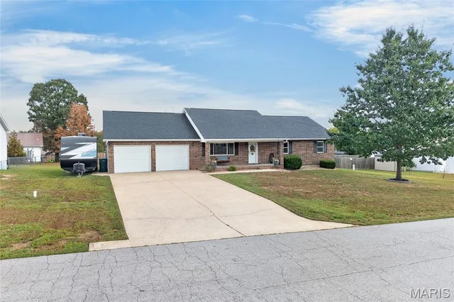 19731 Stallion Drive, Waynesville MO