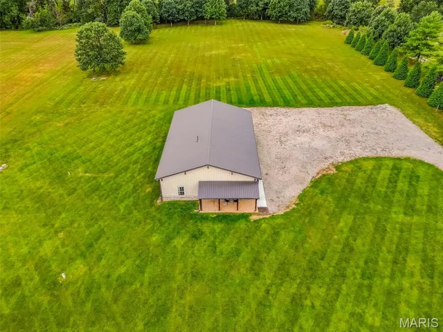 Primary bedroom — 22710 State Highway O Marthasville Missouri real estate