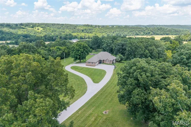 Front exterior — 5015 Highway 5 Hartville Missouri real estate