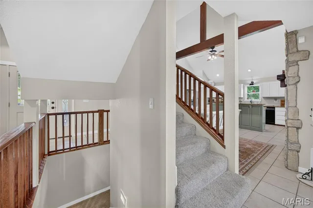 Primary bedroom — 5015 Highway 5 Hartville Missouri real estate