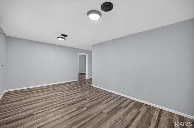 Living room — 14467 Worth Lane Plato Missouri real estate