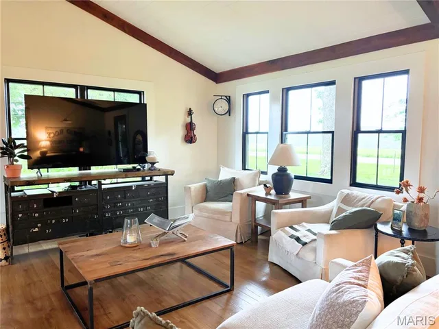 Primary bedroom — 15751 State Route F Rolla Missouri real estate