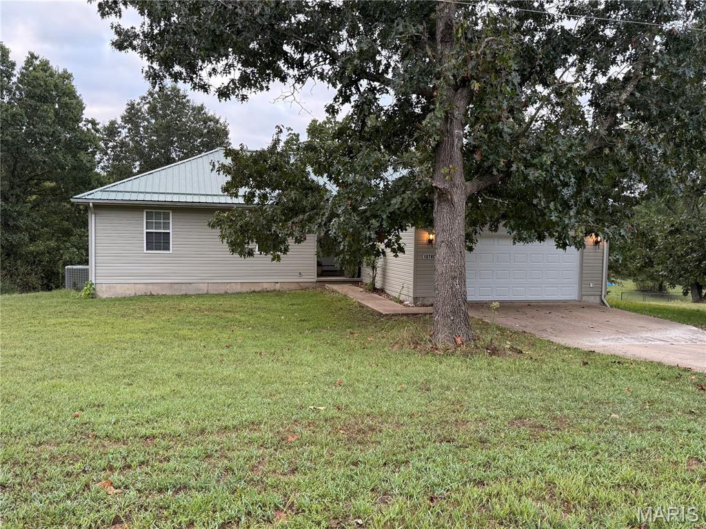 10780 Austin Lane Plato Missouri 4 bedroom 3 bathroom home for sale listed at $274,900