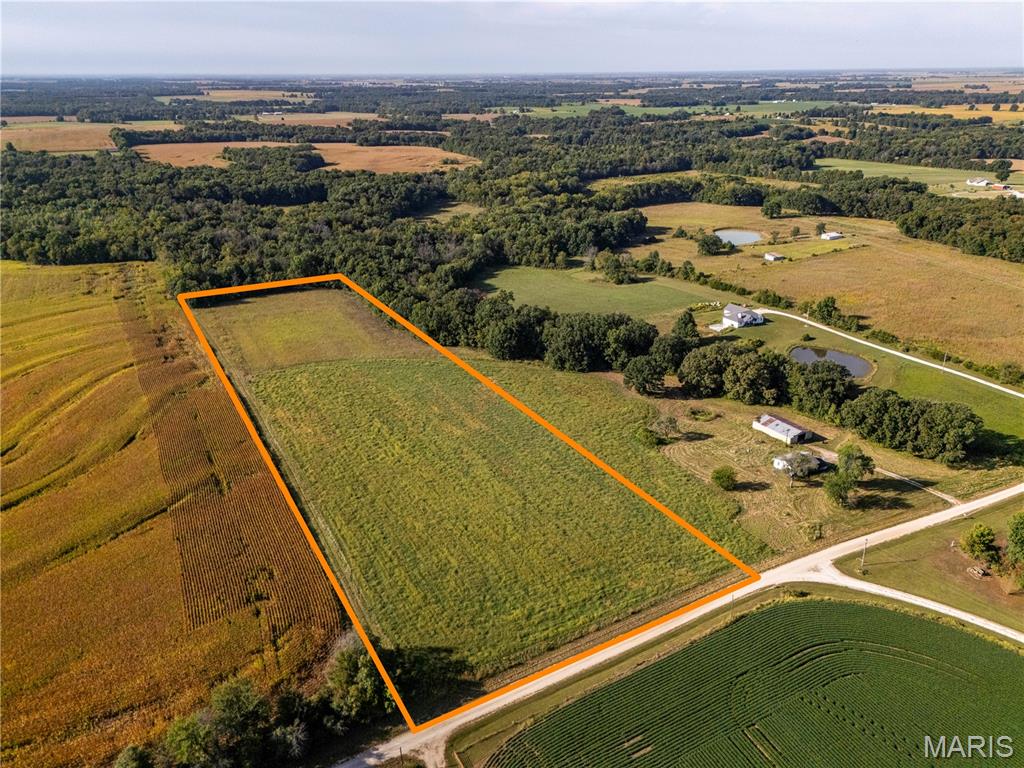 00 Pike 451 Curryville Missouri home for sale listed at $150,000