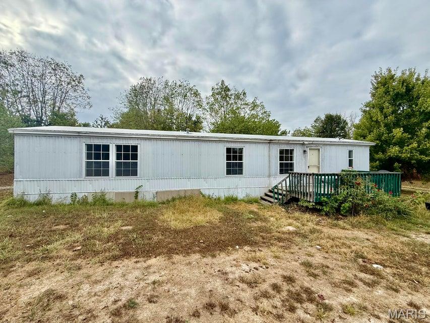 145 Old Yukon Road Raymondville Missouri 2 bedroom 2 bathroom home for sale listed at $70,000