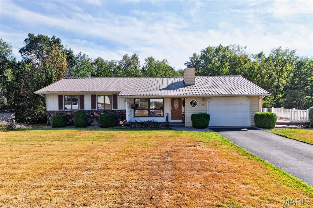 861 Allen Street Lebanon Missouri 4 bedroom 3 bathroom home for sale listed at $249,900