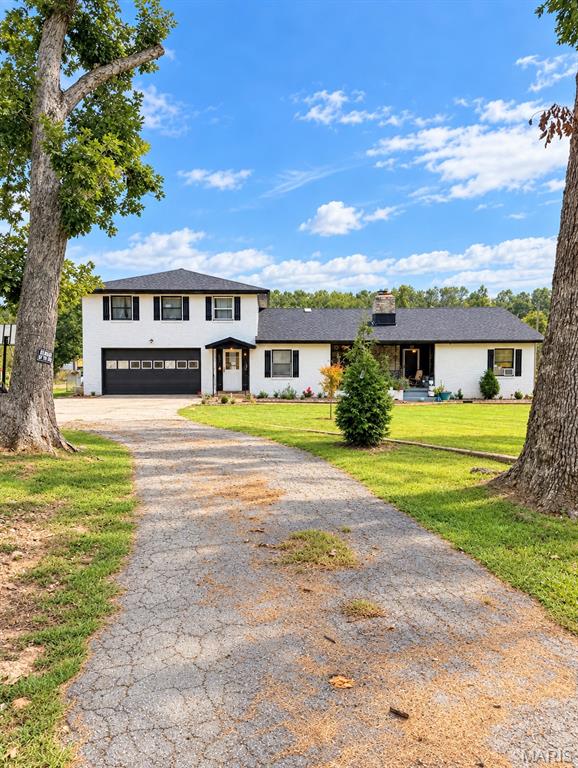 60857 Highway 49 Des Arc Missouri 5 bedroom 2 bathroom home for sale listed at $349,900