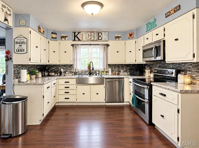 Kitchen — 60857 Highway 49 Des Arc Missouri real estate