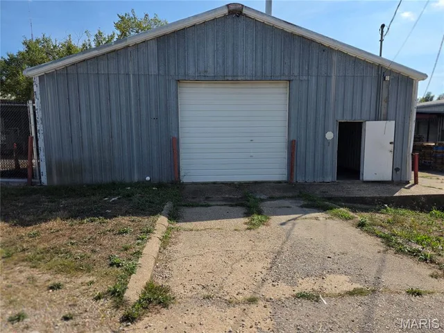 Front exterior — 103,105,107 11th Street Crocker Missouri real estate